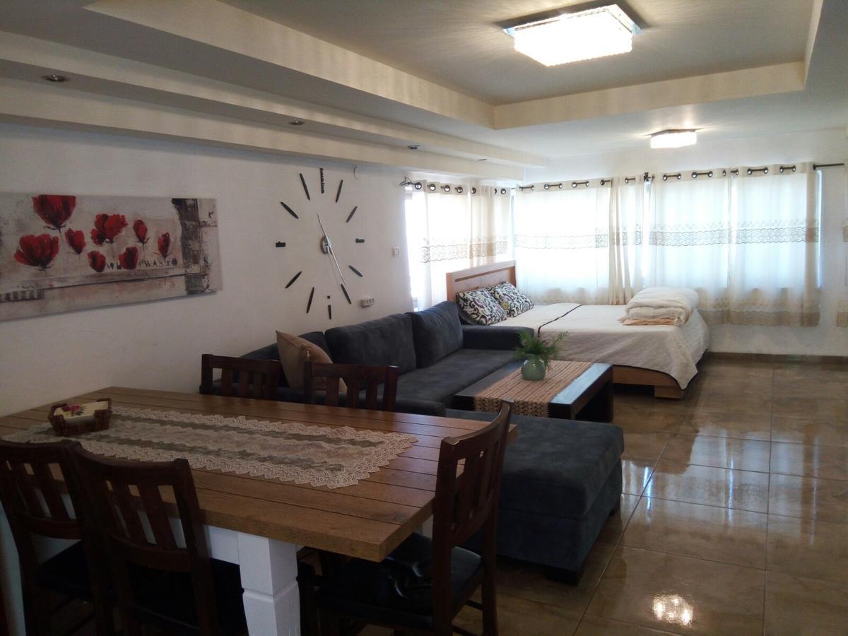 Tiberias Vacation Rental Bagian luar foto